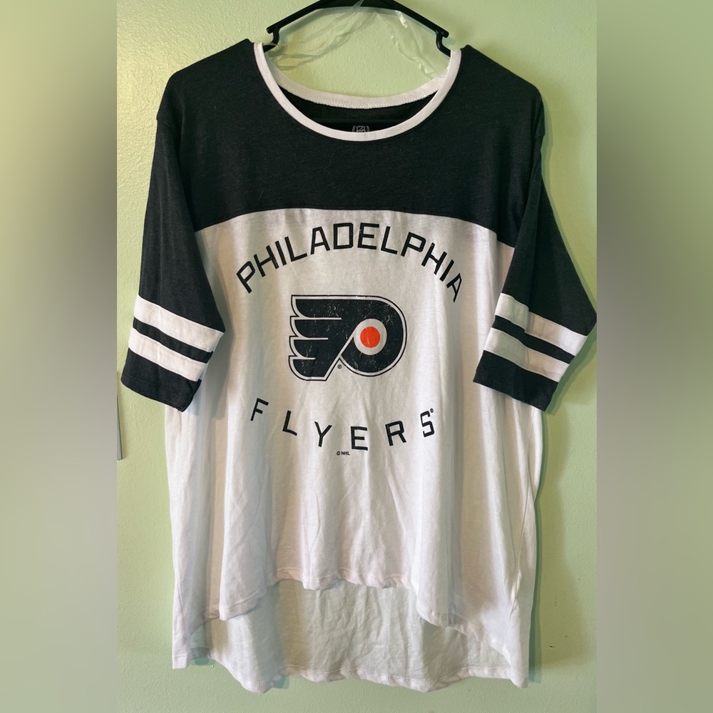 NHL Philadelphia Flyers Hockey Vintage Style Fan T-Shirt. XL.